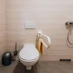 Robi 게스트하우스 3*